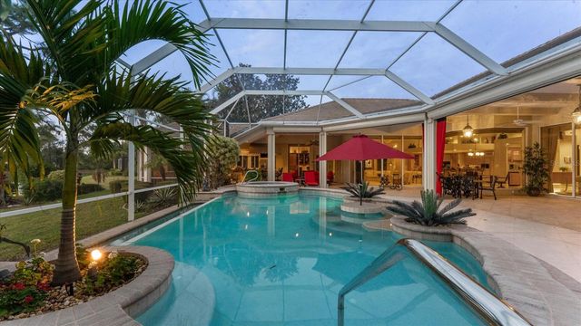 8112 COLLINGWOOD COURT, University Park, FL 34201