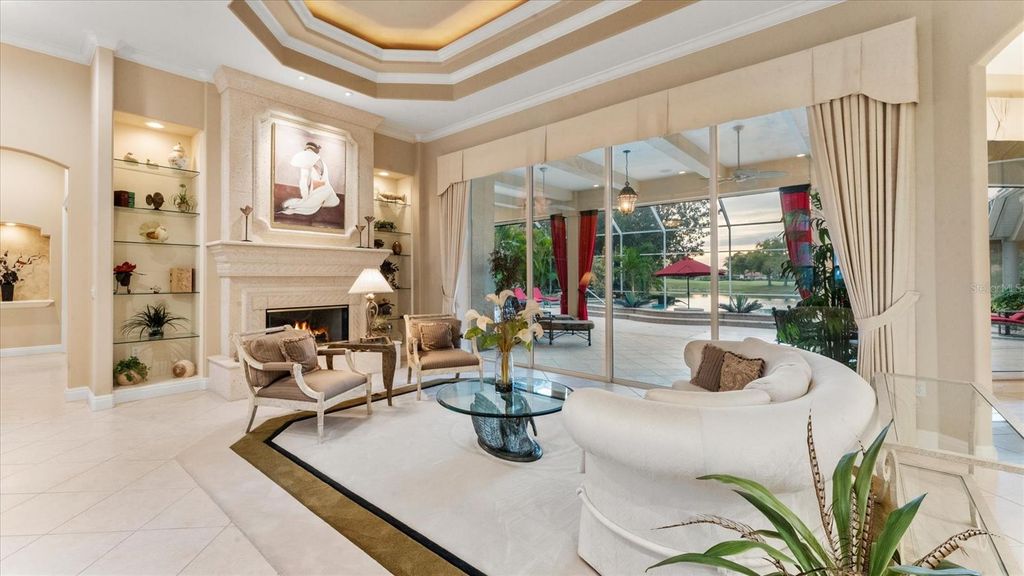 8112 COLLINGWOOD COURT