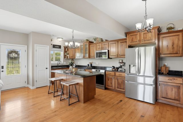 6800 N RTE Z, Columbia, MO 65202