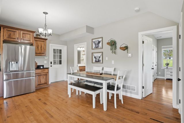 6800 N RTE Z, Columbia, MO 65202