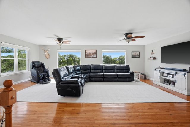 6800 N RTE Z, Columbia, MO 65202