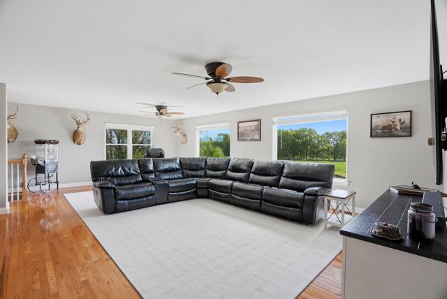 6800 N RTE Z, Columbia, MO 65202