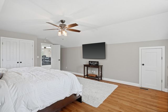 6800 N RTE Z, Columbia, MO 65202