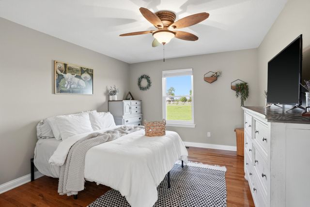 6800 N RTE Z, Columbia, MO 65202