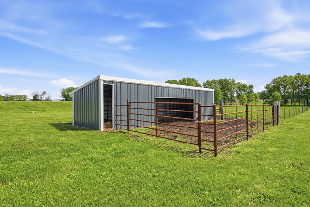6800 N RTE Z, Columbia, MO 65202