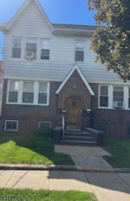 265 N 17Th St, Bloomfield Twp., NJ 07003