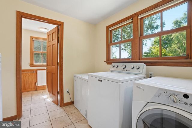 415 VILLAGE ROAD E, Princeton Junction, NJ 08550