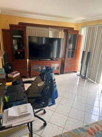 830 55TH AVENUE S, St Petersburg, FL 33705