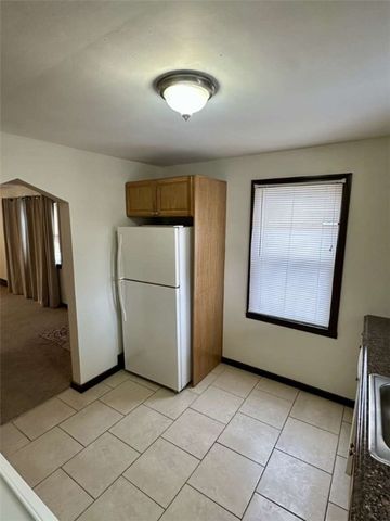 424 Grandview Ave, West Mifflin, PA 15122