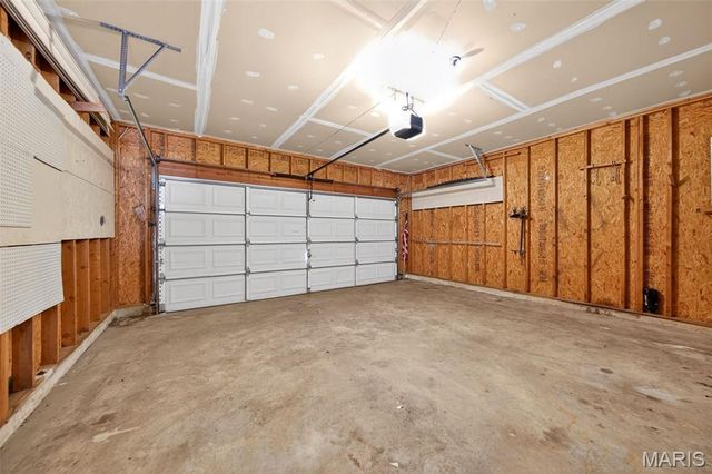 16734 Heather Moor Drive, Florissant, MO 63034