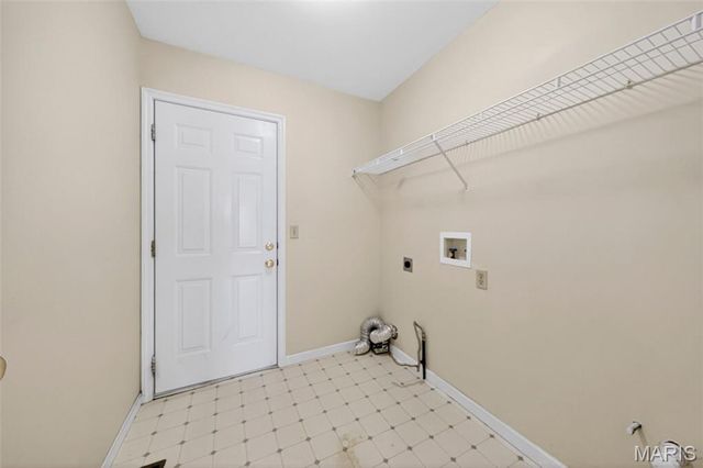 16734 Heather Moor Drive, Florissant, MO 63034