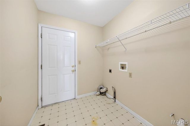 16734 Heather Moor Drive, Florissant, MO 63034