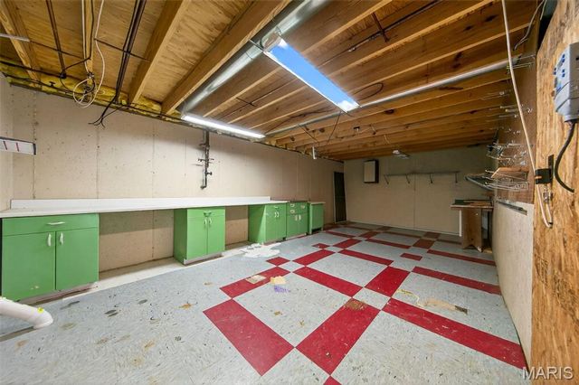 16734 Heather Moor Drive, Florissant, MO 63034