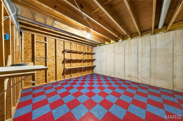 16734 Heather Moor Drive, Florissant, MO 63034