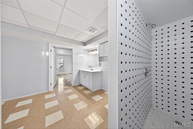 16734 Heather Moor Drive, Florissant, MO 63034