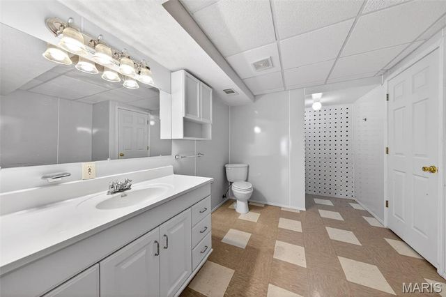 16734 Heather Moor Drive, Florissant, MO 63034