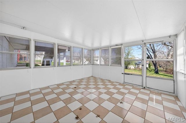 16734 Heather Moor Drive, Florissant, MO 63034