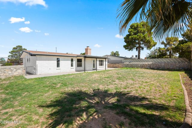 3200 VOSS Drive, El Paso, TX 79936
