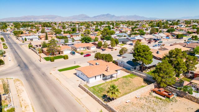 3200 VOSS Drive, El Paso, TX 79936