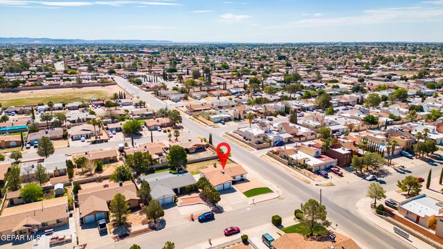 3200 VOSS Drive, El Paso, TX 79936