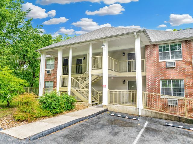 200 Golf View Drive 10, Branson, MO 65616