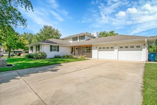 25734 W Hickory Court, Minooka, IL 60447