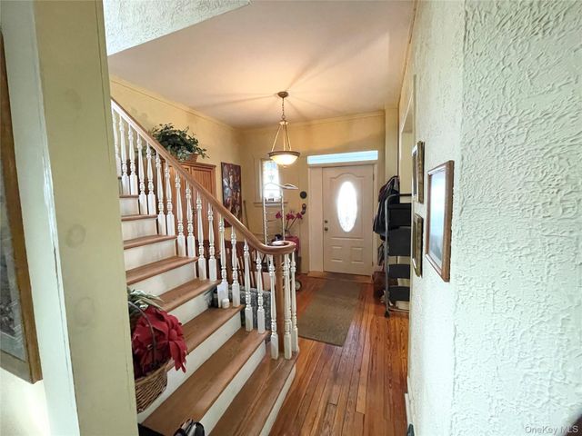 2752 Academy Street, Oceanside, NY 11572