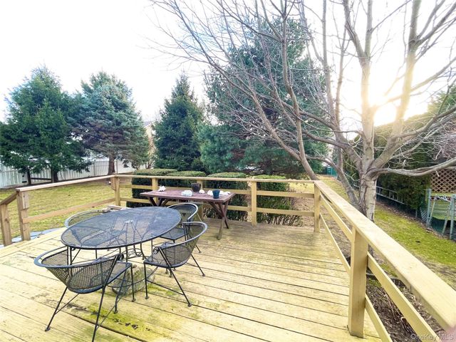 2752 Academy Street, Oceanside, NY 11572