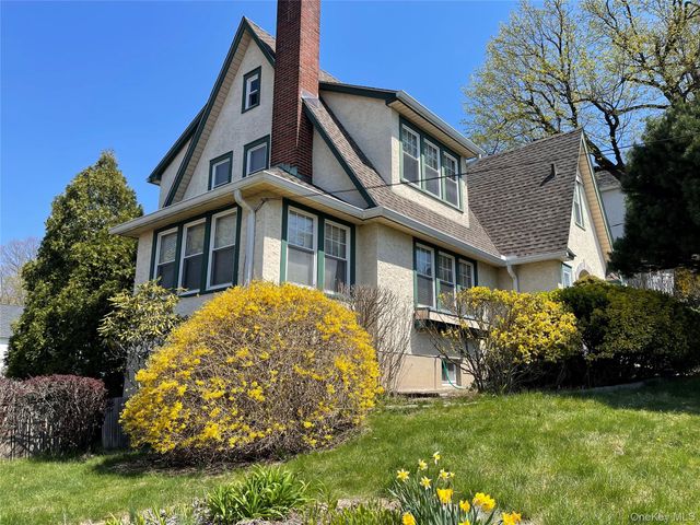 175 Woodruff Avenue 2nd Floor, Scarsdale, NY 10583