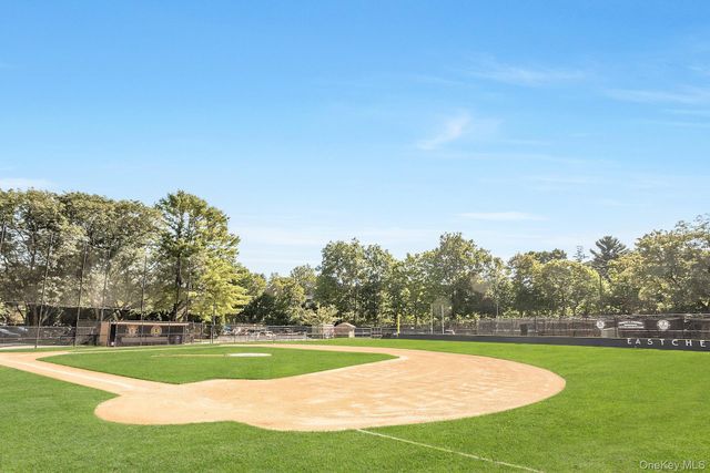 175 Woodruff Avenue 2nd Floor, Scarsdale, NY 10583