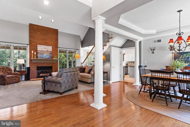 33 EMLYN LANE, Mechanicsburg, PA 17055