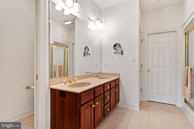 33 EMLYN LANE, Mechanicsburg, PA 17055
