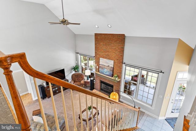 33 EMLYN LANE, Mechanicsburg, PA 17055