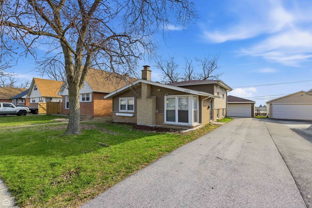 16743 Butterfield Drive, Country Club Hills, IL 60478