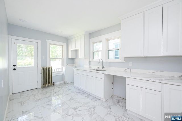 159 Grant Avenue, Roselle Park, NJ 07204