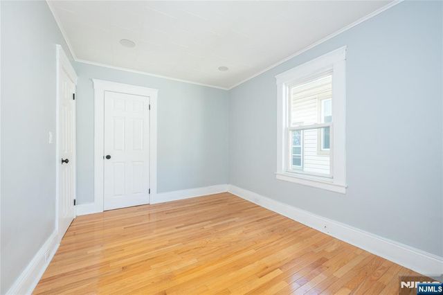 159 Grant Avenue, Roselle Park, NJ 07204