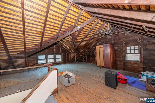159 Grant Avenue, Roselle Park, NJ 07204