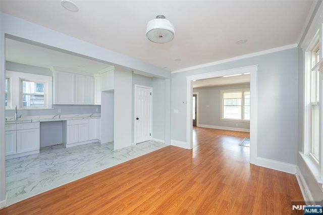 159 Grant Avenue, Roselle Park, NJ 07204