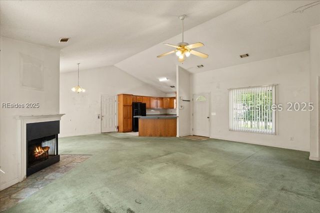 7 Wellena Ct, Beaufort, SC 29906