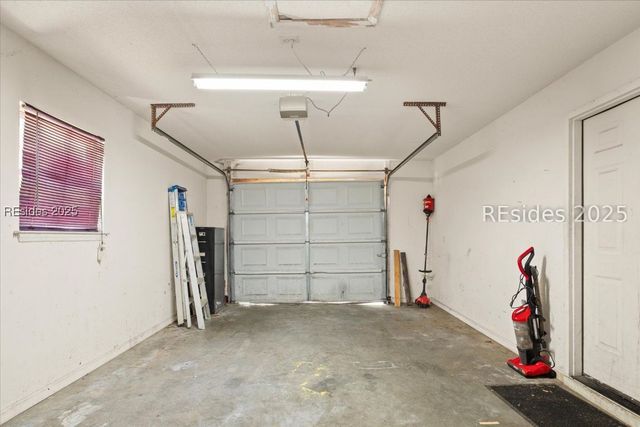 7 Wellena Ct, Beaufort, SC 29906