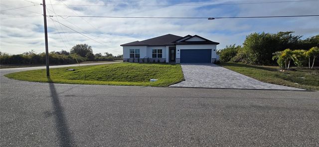 203 WRIGHT DRIVE, Rotonda West, FL 33947