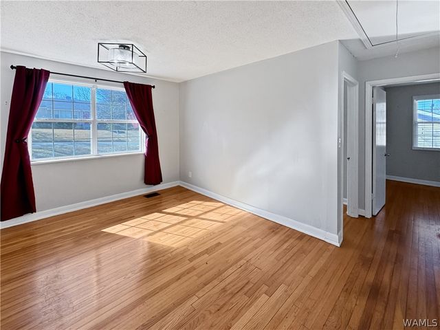 1402 14th E, Tuscaloosa, AL 35404