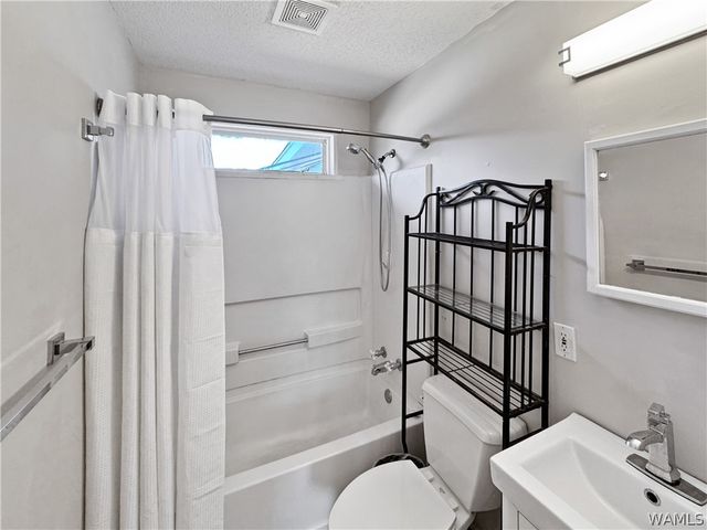 1402 14th E, Tuscaloosa, AL 35404