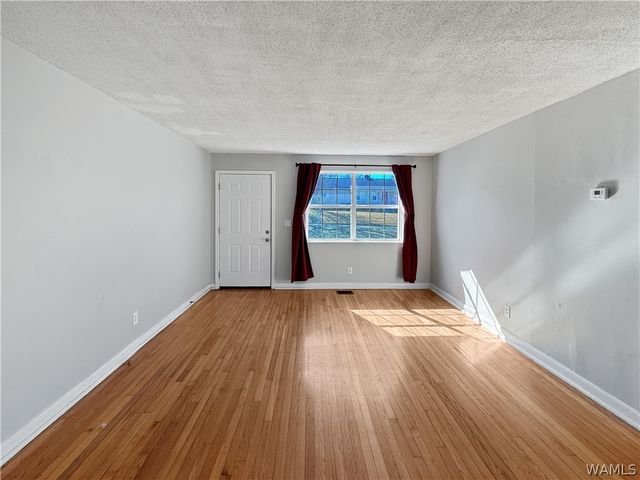 1402 14th E, Tuscaloosa, AL 35404