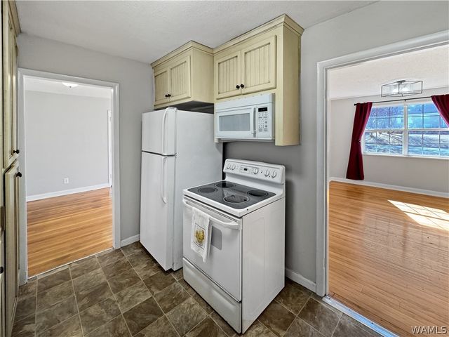 1402 14th E, Tuscaloosa, AL 35404