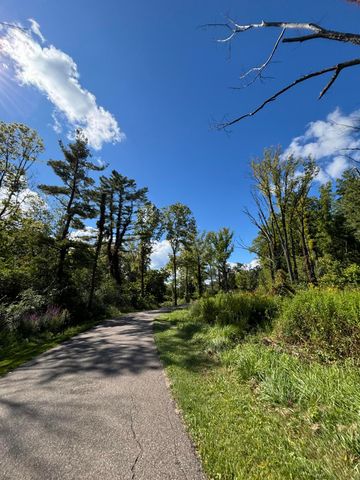 1603 Friendly Avenue, Portage, MI 49002