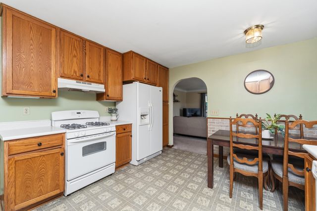 1603 Friendly Avenue, Portage, MI 49002