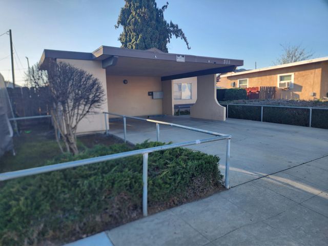 311 S Pratt Street, Tulare, CA 93274