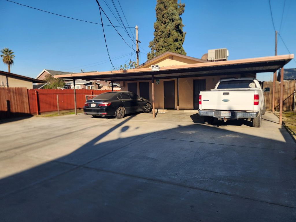 311 S Pratt Street, Tulare, CA 93274