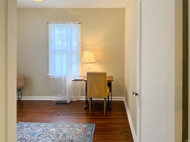 1101 Ravenswood Drive, Evansville, IN 47714